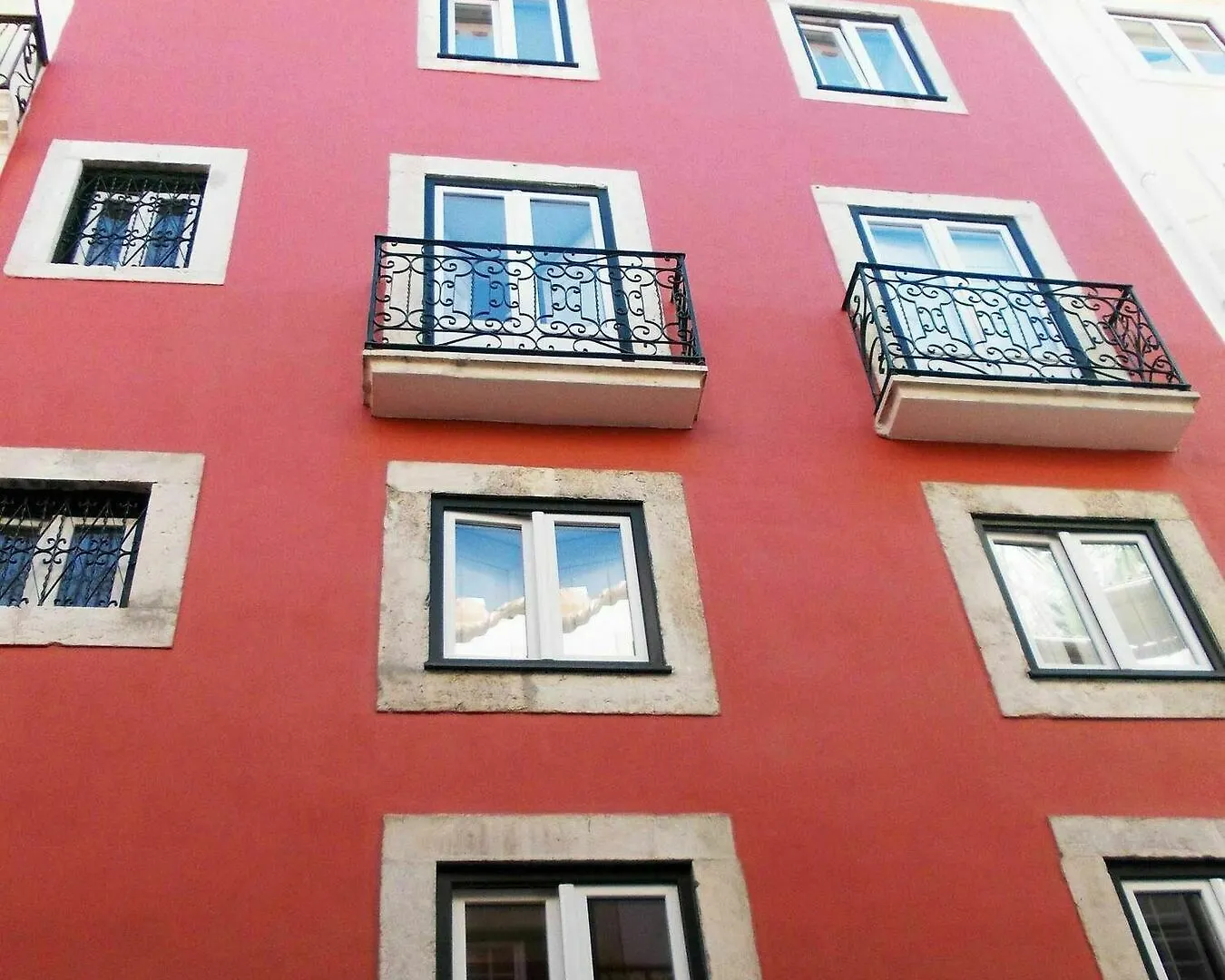 Contemporary By Apartments Alfama Lisbon Portugal