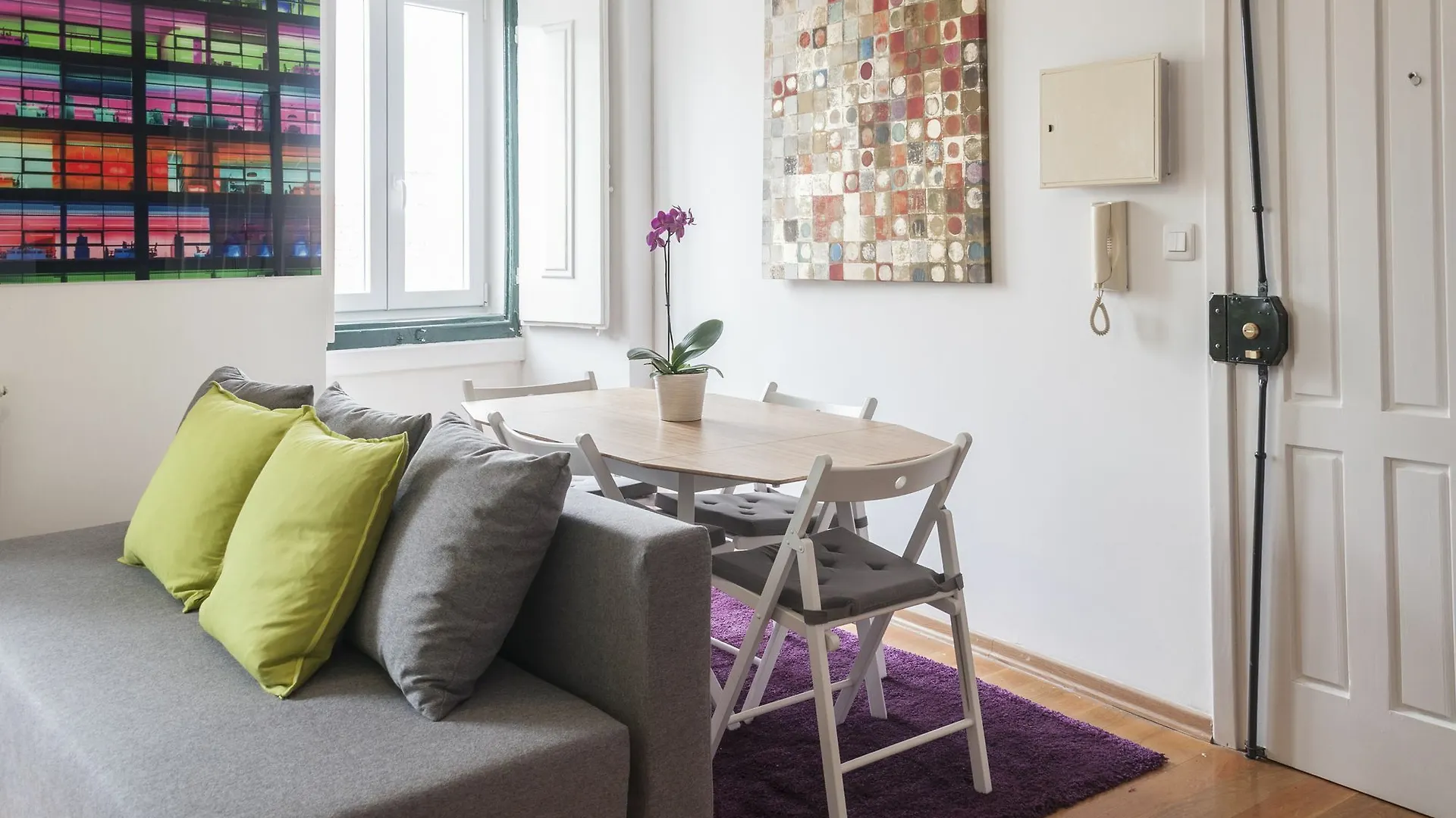Contemporary By Apartments Alfama Lisbon